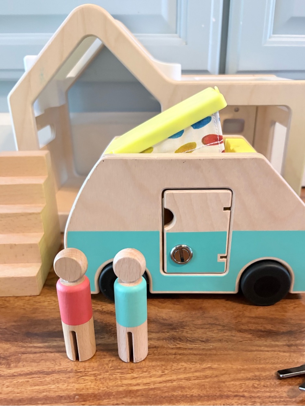 Lovevery Modular House & Camper Set Key 2 Wooden People Observer Play Kit - Picture 9 of 14